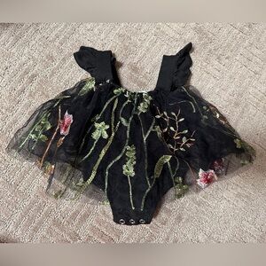 SOLD❌ Bailey’s Blossoms 6/9m